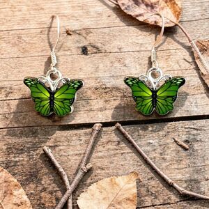 Indio Jewelry Ladies Little Green Butterfly Earrings Item #2260